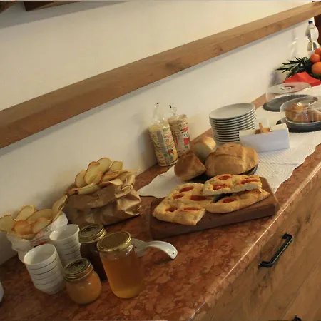 Casa Zuane Bed & Breakfast *